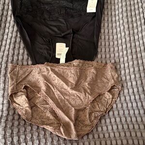 Soma Elegant Lace Women's Intimates Set - Black and Tan